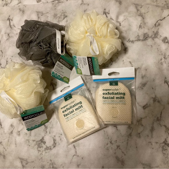 ecotools Other - keeping🙃 3 Eco tools eco pouf to gently cleanse entire body. Plus 2 facial mitts